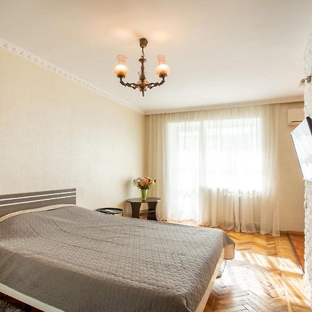 Cosy flat in the city centre Mykolaiv Exterior foto